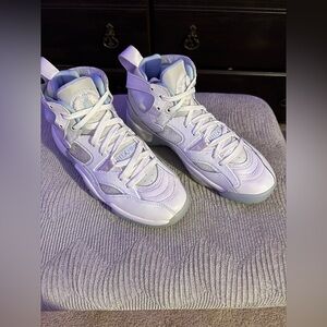 Like New Jordan 4s: Women size 7.5